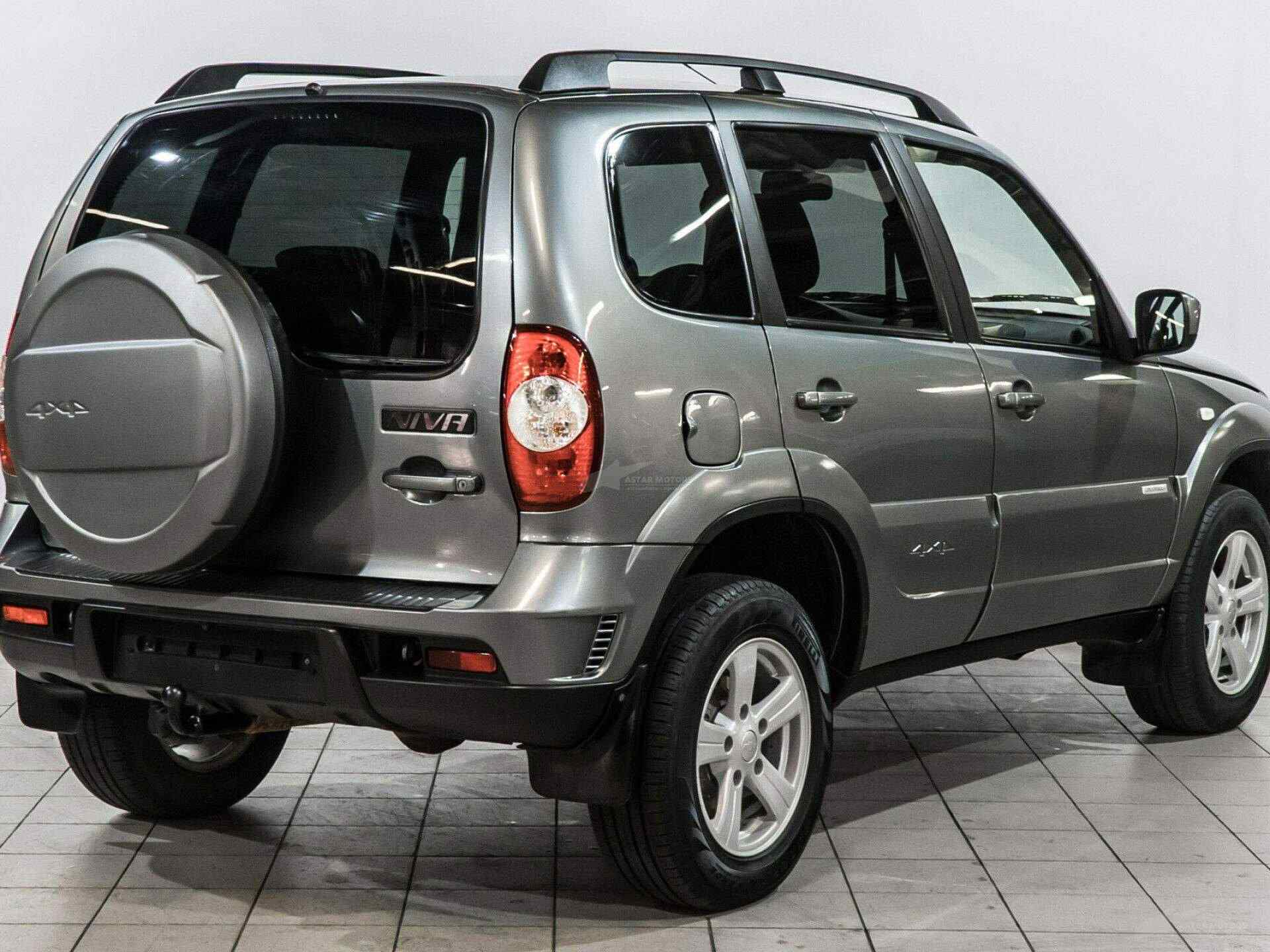 Бампер задний CHEVROLET NIVA BERTONE ВАЗ 2123 оригинал "Люкс"