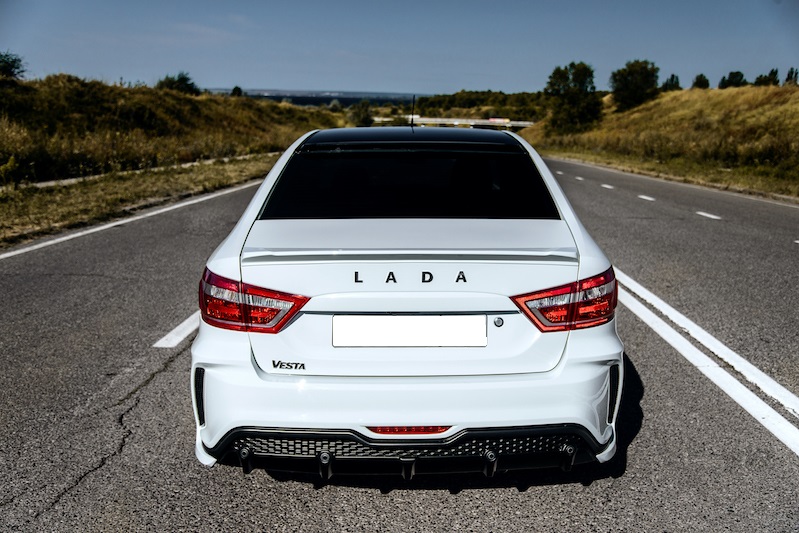 Спойлер лип XMUG 2 на LADA VESTA